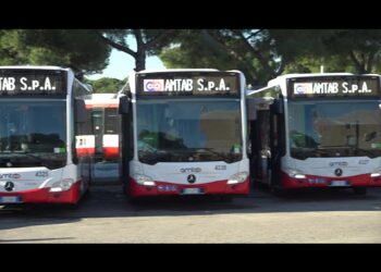 Bari, In Strada Altri 11 Mezzi Amtab Nuovi: Si Potrà Pagare Il Biglietto Sul Bus Con La Carta Di Credito – Video