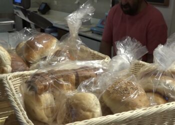 Povertà, Oltre 12mila Persone Hanno Chiesto Aiuto Alle Parrocchie Baresi: La Metà Tra Primo E Terzo Municipio – Video