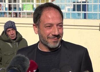 Comunali 2024, le lacrime di Petruzzelli: “Ritiro candidatura e sostengo Vito Leccese ma assurdo decida il ceto politico” – VIDEO