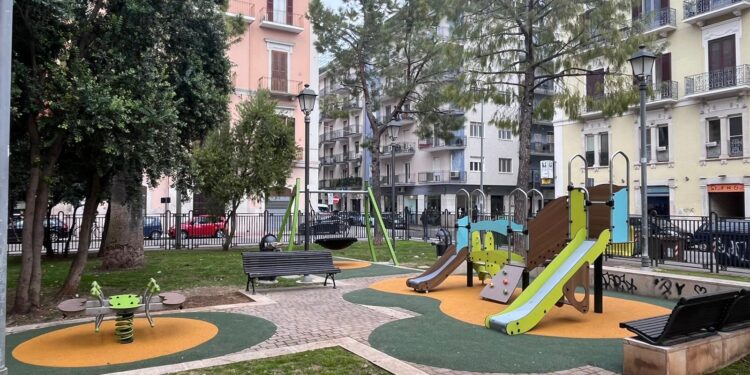 23 02 24 Stamattina L'inaugurazione Della Nuova Area Ludica In Piazza Balenzano 1