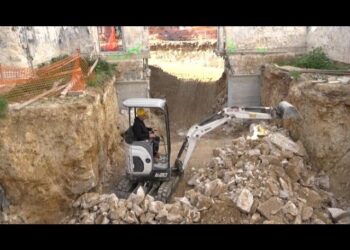 Casa Della Cittadinanza, Iniziati I Lavori Nell’ex Caserma Rossani: “qui Attività Per Famiglie E Bambini” – Video