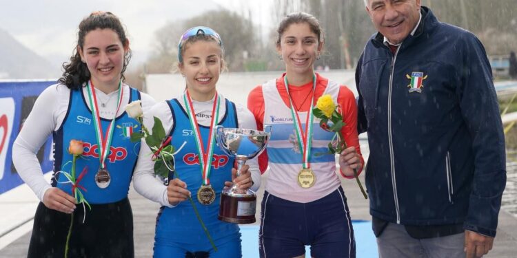 Canottaggio Podio Singolo Femminile U19 Con Alessandra Quaranta (1)