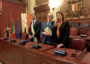 04 04 24 Il Sindaco Decaro Premia Giovanni Boccia Per I 70 Anni Dell'omonima Pasticceria 1