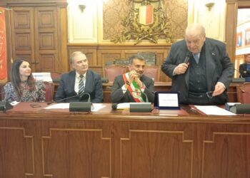 08 04 24 Questa Mattina A Palazzo Di Città La Premiazione Del Professor Filippo Maria Boscia 1 (2)