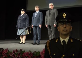 Bari celebra 172 anni di storia della Polizia, il questore: “Chiamate il 113 o il 112 invece che postare video sui social”