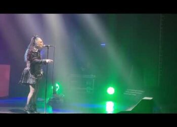 A Bari Tutti ‘pazzi’ Per Loredana Bertè: Al Teatro Team Il Super Show Della Regina Del Rock – Foto E Video