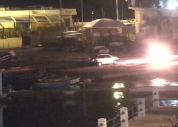 Barche Porto Esplose