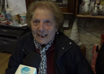 Bari Vecchia, Sotto Sfratto Giovanna ‘delle Sgagliozze’: “ha 82 Anni. Troviamole Una Casa Qui” – Video