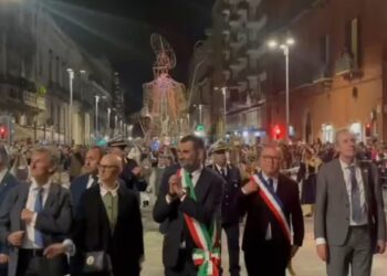 Decaro Corteo