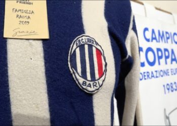 Scarpe, Maglie E Cimeli Rari: Al Comune La Mostra Che Racconta La Storia Dello Sport Di Bari – Video