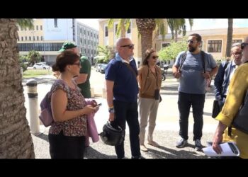 Liste D’attesa Infinite, Cisl Protesta Davanti Al Policlinico Di Bari: “chiudere Le Agende è Illegittimo” – Video