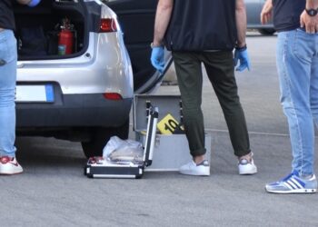 Polizia Scientifica Sparatoria Rilievi Giorno 2