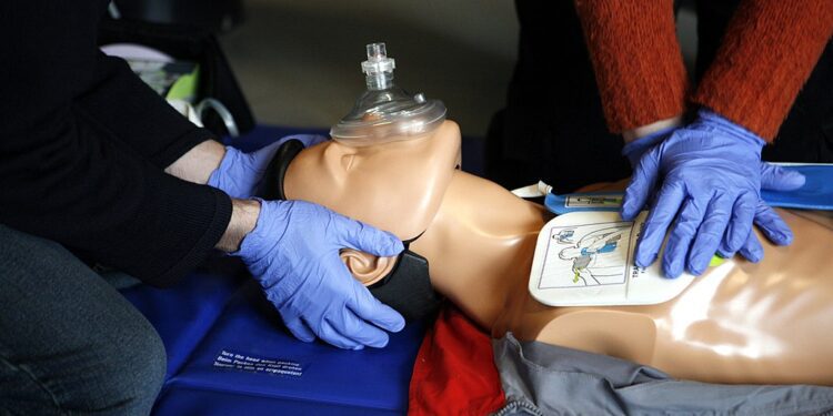 Primo Soccorso Defibrillatore