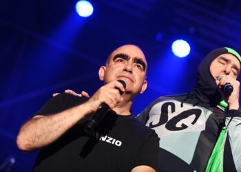 Elio E Mangoni Live Ph Stefano Caporilli