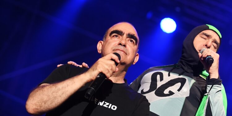 Elio E Mangoni Live Ph Stefano Caporilli