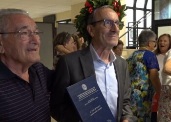 Laureato A 77 Anni