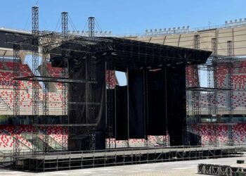 Palco Max Pezzali Evidenza