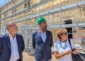 28 08 24 Questa Mattina Sopralluogo Del Sindaco Sul Cantiere Della Ex Caserma Rossani Per I Lavori Di Esecuzione Del Tetto Verde 1