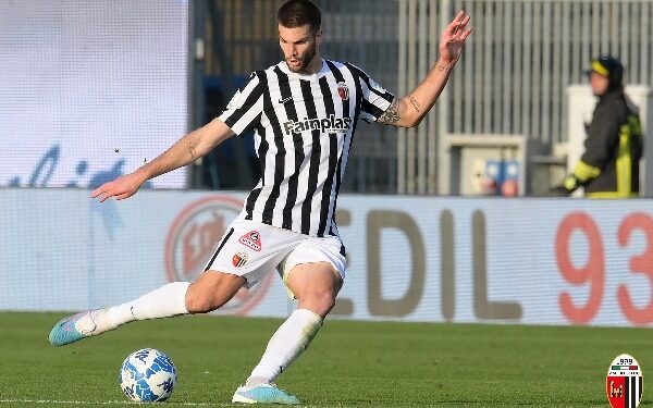 Ascoli Bari Foto Grillotti Gry 4854