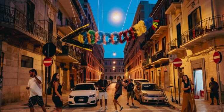 + Sabino De Nichilo, Via Dalmazia 58. Omaggio A Pino Pascali , 2023, Installazione Ambientale Per Il Mattino Ha Lory In Bocca 2 (foto Di Fabrizio Provinciali)