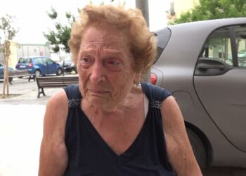 Barivecchia Si Mobilita Per “giovanna Delle Sgagliozze”: Sfrattata Per Un B&b Non Sa Dove Dormire – Video