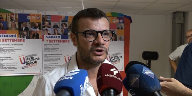 De Santis