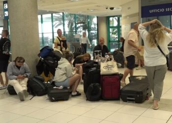 Collegamento Aeroporto Città, Comune Al Lavoro Per Potenziare Le Tratte: Bus Anche Dopo Le 23 – Video