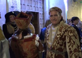 Gravina Viaggia Nel Tempo Con ‘historia Xxii’, Raduno Multiepoca: Il Corteo Con Re Carlo Ii D’angiò – Video