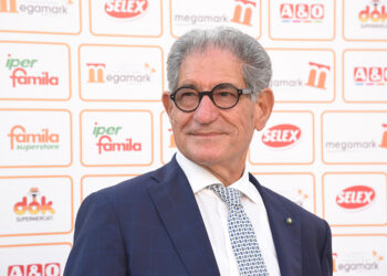 Foto Cav. Giovanni Pomarico, Gruppo Megamark (1)