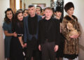 Moda Sotto Le Bombe Con Il Cast