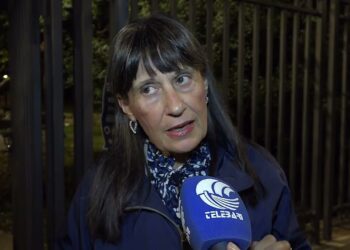 Bari, Giardino Mimmo Bucci. L’ultimatum Di Mamma Franca: “rispettare Il Divieto Ai Cani O Tolgo La Targa” – Video