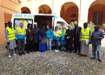 Consegna Ambulanza Federazione Misericordie Puglia A Bologna All'associazione Abad (3)