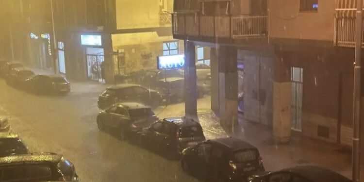 Maltempo Taranto Ansa