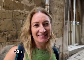 Vacanze A Bari Ad Ottobre, Ecco Chi Sono E Cosa Fanno I Turisti In Città: “qui è Tutto Bellissimo” – Video