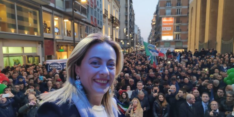 Giorgia Meloni Bari