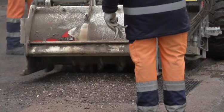 Lavori Sottoservizi E Manto Stradale