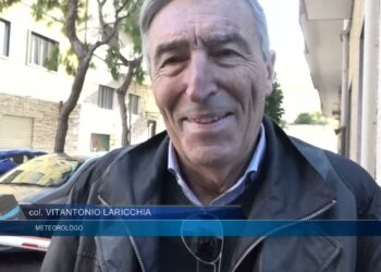 Lungomare Di Bari Imbiancato, Ma Non è Neve. Il Colonnello Laricchia: “vi Spiego Cosa è Successo” – Video