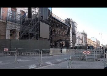 Capodanno A Bari, Pronto Il Grande Palco In Piazza Libertà: Traffico In Centro Paralizzato – Video