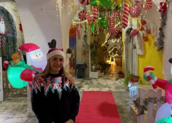 ‘le Strade Dei Fiori, Christmas Edition’: La Magia Del Natale Colora Il Centro Storico Di Bitonto – Video