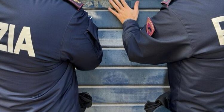 Polizia Chiusura Locale