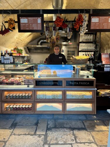 orecchiette Bari vecchia street food