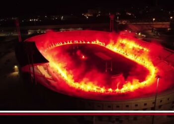 Festa Ultras Al ‘della Vittoria’ Per Il Compleanno Del Bari: “quattro Lettere, Due Sillabe E Una Storia D’amore Lunga 117 Anni” – Video