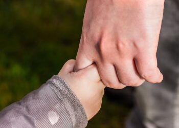 Mano Nella Mano Bambino