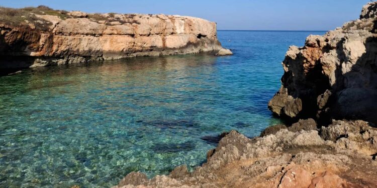 Mare Puglia Monopoli Scogli