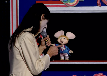 Lucio Corsi E Topo Gigio