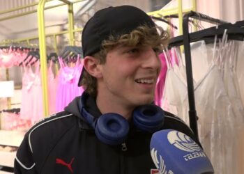Completini Intimi Per San Valentino, A Bari Tutti Pazzi Per Victoria’s Secret: “ma Soprattutto Tanto Amore” – Video