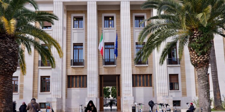Nuove Ambulanze Policlinico Bari (8)
