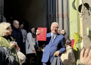 laurea 65 anni