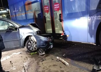 Incidente Auto Bus