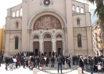 Madonnella In Festa Per San Giuseppe: Il Quartiere Si Anima Con Musica, Sbandieratori E Panzerotti – Video